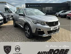 Grau Gebraucht 2020 Peugeot 3008 Allure SUV | 22.490 € (Teuer)