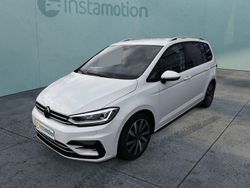 Weiß Gebraucht 2024 VW Touran Van / Kleinbus | 34.199 € (Fairer Preis)
