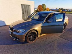 Gelb Gebraucht 2006 BMW 318 Limousine | 4.700 € (Etwas zu teuer)