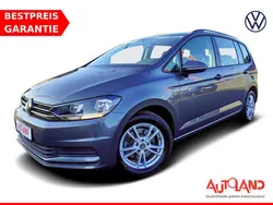 Grau Gebraucht 2018 VW Touran Trendline Van / Kleinbus | 22.490 € (Fairer Preis)
