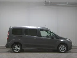Magneticgrau metallic Gebraucht 2021 Ford Tourneo Trend | 18.980 € (Etwas zu teuer)