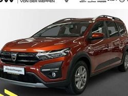 Braun Gebraucht 2022 Dacia Jogger Comfort Van / Kleinbus | 18.600 € (Fairer Preis)