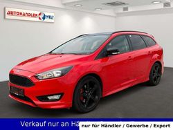 Rot Gebraucht 2015 Ford Focus Sport Limousine | 7.999 € (Superpreis)