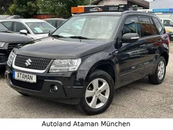 Schwarz Gebraucht 2011 Suzuki Grand Vitara SUV | 7.990 € (Fairer Preis)