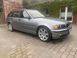 Silber Gebraucht 2003 BMW 316 Kombi | 6.400 €