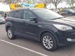Schwarz Gebraucht 2015 Ford Kuga SUV | 8.900 € (Etwas zu teuer)