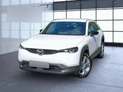 Arctic white (weiß) Gebraucht 2023 Mazda MX30 Exclusive-Line SUV | 23.290 €