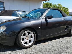 Grün Gebraucht 1996 MG F Cabrio | 2.950 €