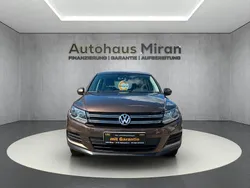 Braun Gebraucht 2012 VW Tiguan Trendline SUV | 13.499 € (Etwas zu teuer)