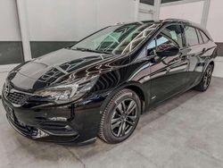 Schwarz Gebraucht 2022 Opel Astra Design & Tech Kombi | 15.950 € (Superpreis)