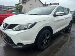 Weiß Gebraucht 2017 Nissan Qashqai Acenta SUV | 10.400 € (Guter Preis)