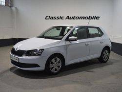 Weiß Gebraucht 2016 Skoda Fabia Cool Edition Kleinwagen | 6.750 € (Fairer Preis)