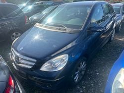 Blau Gebraucht 2008 Mercedes B200 Van / Kleinbus | 3.190 € (Superpreis)