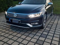Schwarz Gebraucht 2016 VW Passat Alltrack Kombi | 13.300 € (Fairer Preis)