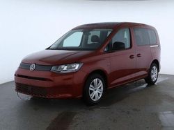 Rot Gebraucht 2024 VW Caddy Van / Kleinbus | 30.980 € (Guter Preis)