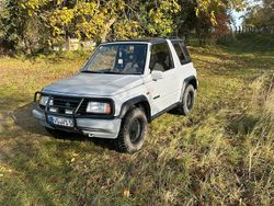 Grau Gebraucht 1993 Suzuki Vitara Cabrio | 4.700 €