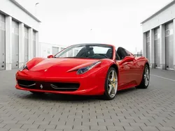 Rot Gebraucht 2012 Ferrari 458 Cabrio | 244.990 €