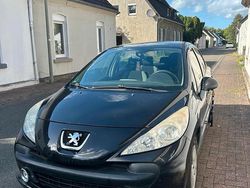 Schwarz Gebraucht 2009 Peugeot 207 Kleinwagen | 2.700 € (Fairer Preis)