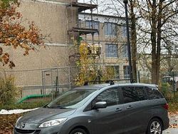 Grün Gebraucht 2012 Mazda 5 Van / Kleinbus | 8.800 € (Teuer)