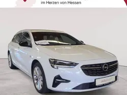 Weiß Gebraucht 2021 Opel Insignia Business Elegance Kombi | 17.989 € (Guter Preis)