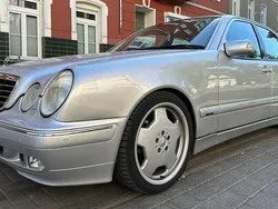 Silber Gebraucht 2001 Mercedes E320 Avantgarde Limousine | 12.850 €