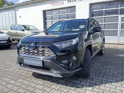 Tiefschwarz mica metallic Gebraucht 2020 Toyota RAV4 Hybrid Plus SUV | 30.950 € (Fairer Preis)
