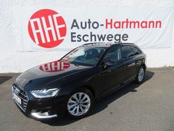 Brillantschwarz Gebraucht 2023 Audi A4 Advanced Kombi | 20.379 € (Fairer Preis)