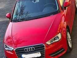 Rot Gebraucht 2016 Audi A3 Attraction Limousine | 12.500 € (Superpreis)