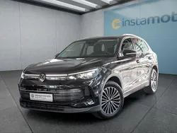 Schwarz Gebraucht 2024 VW Tiguan SUV | 35.149 € (Fairer Preis)