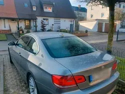 Grau Gebraucht 2007 BMW 330 Coupé | 9.650 € (Fairer Preis)