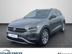 Grau Neu 2025 VW T-Roc Goal SUV | 40.465 € (Etwas zu teuer)