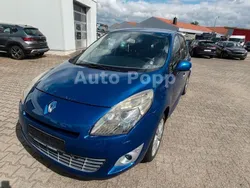 Blau Gebraucht 2010 Renault Scénic III Luxe Van / Kleinbus | 1.799 € (Guter Preis)