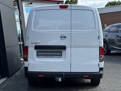 Weiss Gebraucht 2019 Nissan NV200 Van | 13.949 € (Etwas zu teuer)