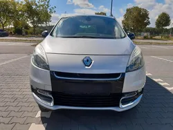 Grau Gebraucht 2012 Renault Scénic III Van / Kleinbus | 4.333 € (Guter Preis)
