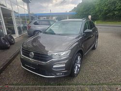 Schwarz Gebraucht 2020 VW T-Roc Style SUV | 18.900 € (Fairer Preis)