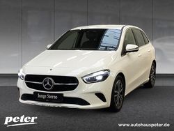 Weiß Gebraucht 2023 Mercedes B200 Progressive Van / Kleinbus | 31.810 € (Fairer Preis)
