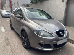 Grau Gebraucht 2005 Seat Altea Van / Kleinbus | 1.600 € (Fairer Preis)