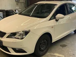 Weiß Gebraucht 2015 Seat Ibiza ST Kombi | 7.500 € (Etwas zu teuer)