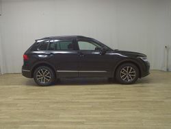 Schwarz Gebraucht 2022 VW Tiguan Life SUV | 22.480 € (Guter Preis)