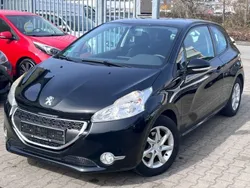 Schwarz Gebraucht 2012 Peugeot 208 Active Kleinwagen | 4.500 € (Fairer Preis)