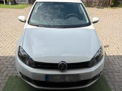 Weiß Gebraucht 2009 VW Golf VI Kleinwagen | 5.000 € (Fairer Preis)