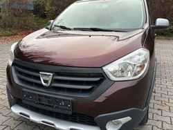 Braun Gebraucht 2017 Dacia Lodgy Stepway Van / Kleinbus | 7.100 € (Guter Preis)