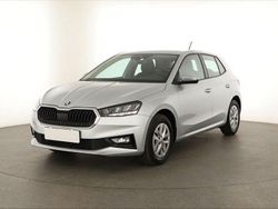 Silber Gebraucht 2024 Skoda Fabia Selection Kleinwagen | 16.840 € (Guter Preis)