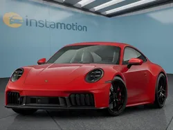 Rot Neu 2025 Porsche 911 Carrera GTS Coupé | 212.049 € (Etwas zu teuer)