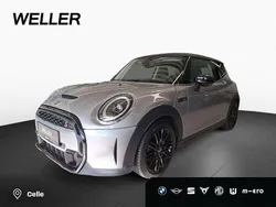 Melting silver iii (silber) Gebraucht 2024 Mini Cooper S Classic Kleinwagen | 29.450 € (Fairer Preis)
