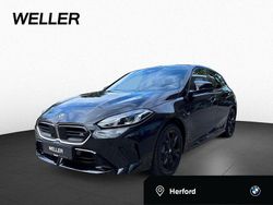 Black sapphire (schwarz) Gebraucht 2025 BMW M135 Performance Kleinwagen | 42.970 € (Guter Preis)