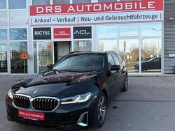 Black sapphire metallic Gebraucht 2021 BMW 530 Luxury Line Kombi | 21.900 € (Guter Preis)