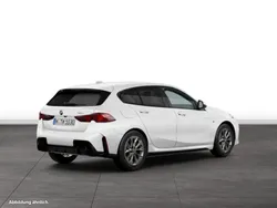 Weiß Gebraucht 2024 BMW 120 Kleinwagen | 37.310 € (Guter Preis)