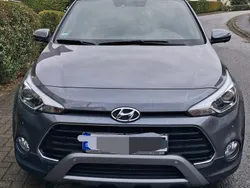 Grau Gebraucht 2020 Hyundai i20 Active Kleinwagen | 17.000 € (Fairer Preis)