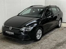 Schwarz Gebraucht 2021 VW Golf VIII Life Kombi | 23.874 € (Fairer Preis)
